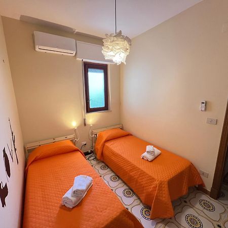 Villa Banksy Addaura Mondello Palermo Dış mekan fotoğraf